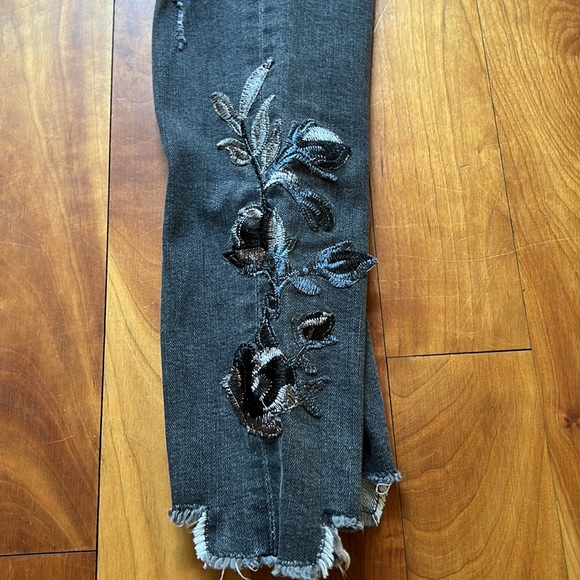 Black Label Embroidered Jean - Picture 4 of 5